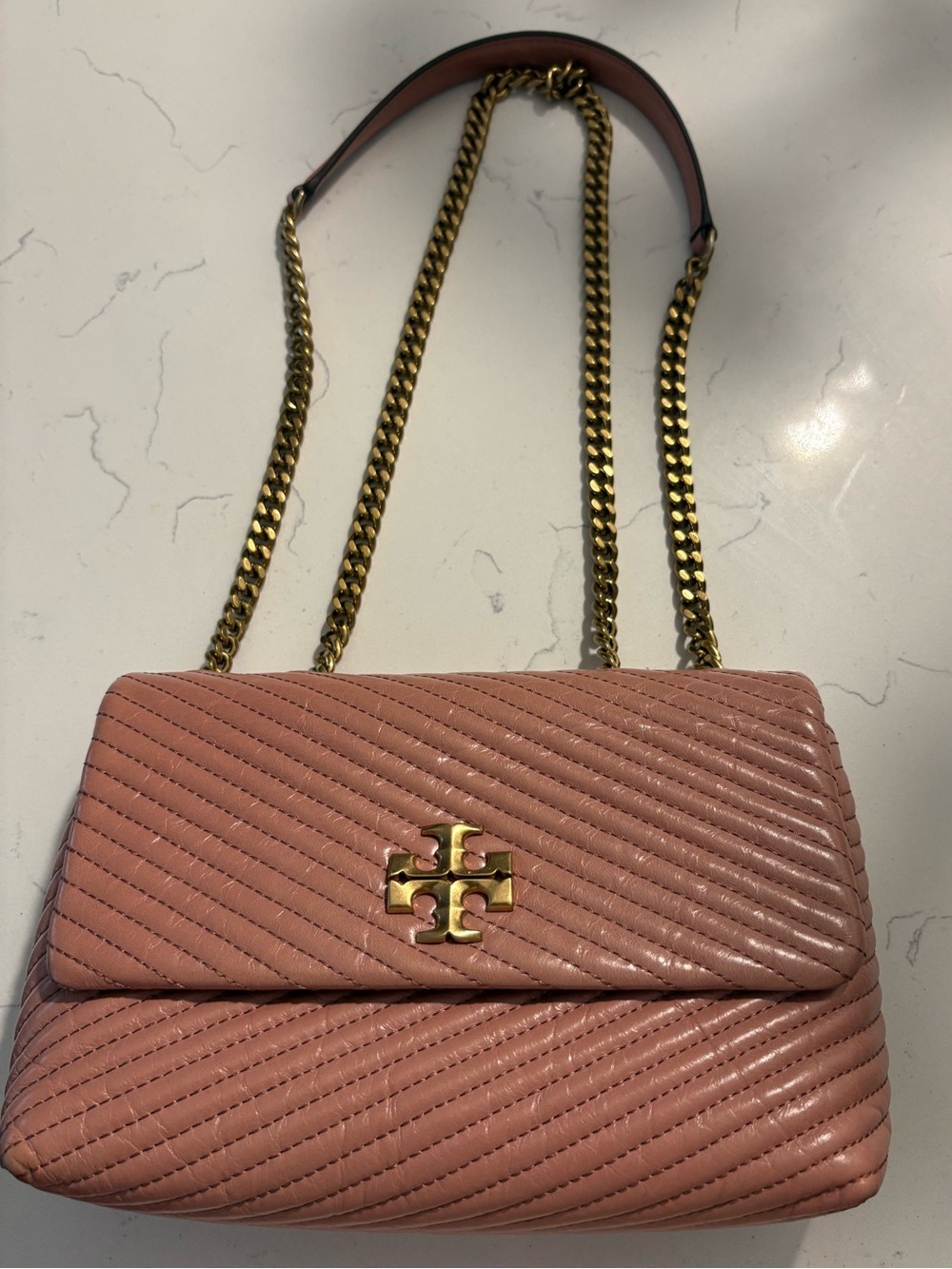 EUC Tory Burch LG Kira in distressed leather - Picture 2 of 15